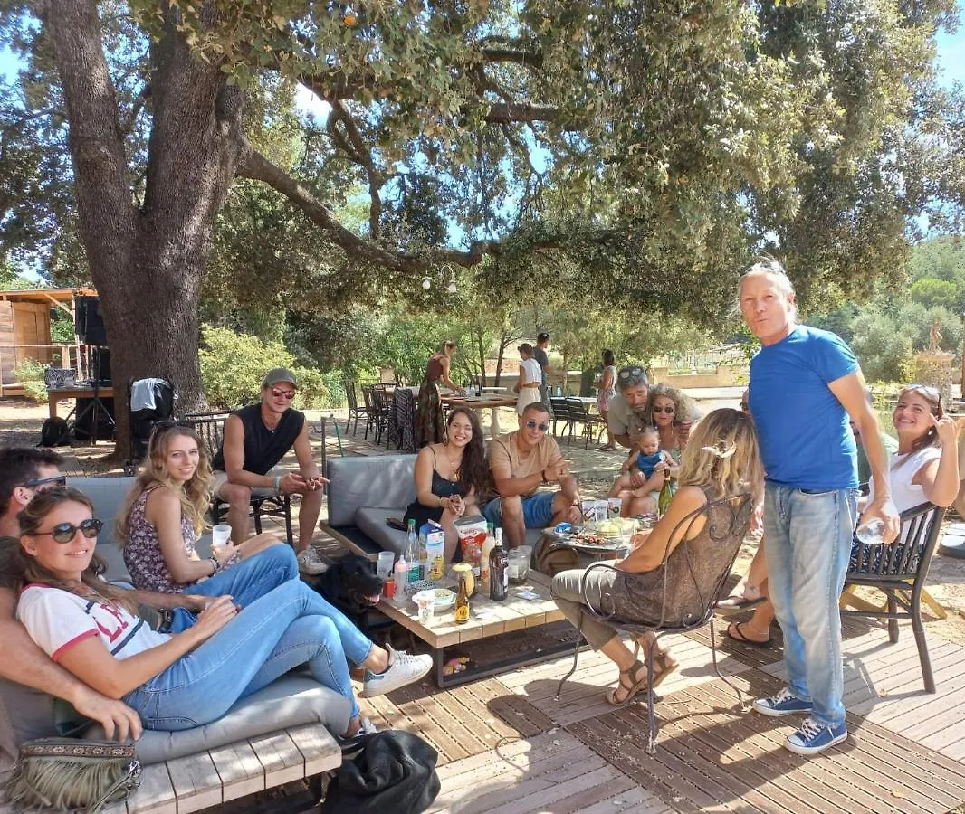 Une Bastide A La Ferme, Avec Piscine Tavernes 0*,  France