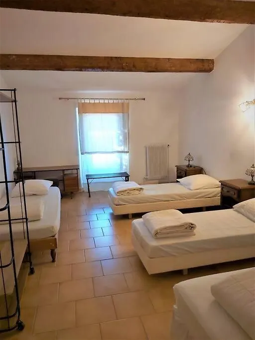 Holiday home Une Bastide A La Ferme, Avec Piscine Tavernes