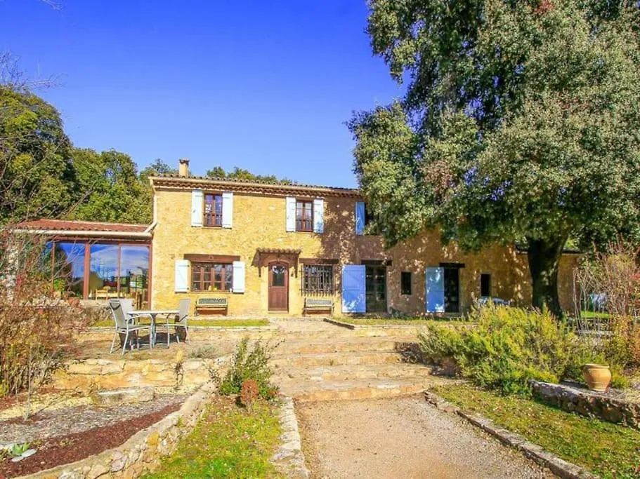 Holiday home Une Bastide A La Ferme, Avec Piscine Tavernes