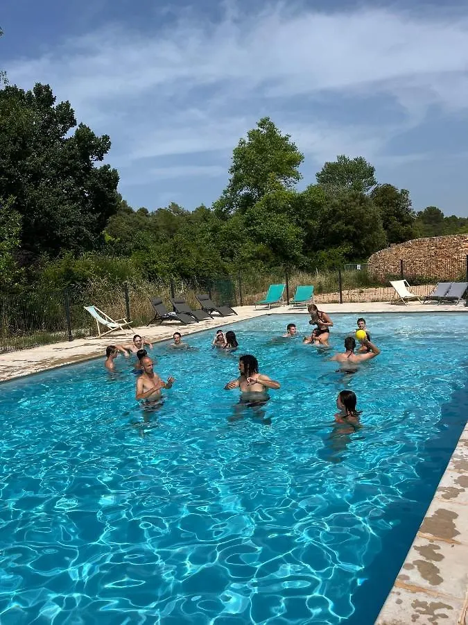 Une Bastide A La Ferme, Avec Piscine Tavernes 0*,  France