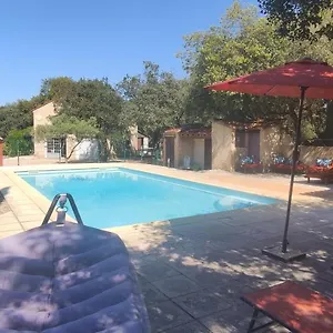 Dervonnae, La Provence à L'ombre Des Chênes Appartement